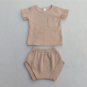 Shein waffle knit short sleeve shirt and briefs set Size 9-12 Months